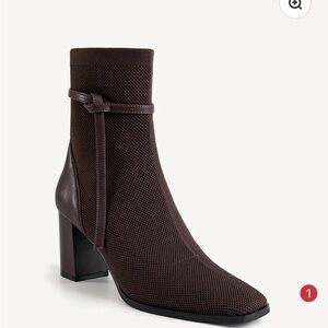 AmberGlow Square Toe Heeled Ankle Boot sz8 coffee